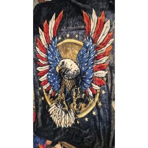 Regal Comfort JQ Licensing Eagle Blanket USA Flag Plush Faux Fur Throw Patriotic